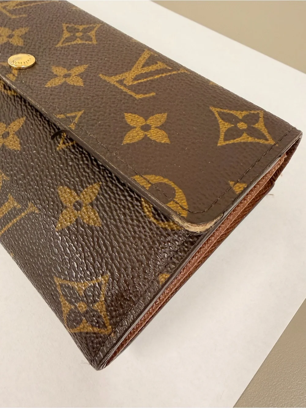 Louis Vuitton classic monogram